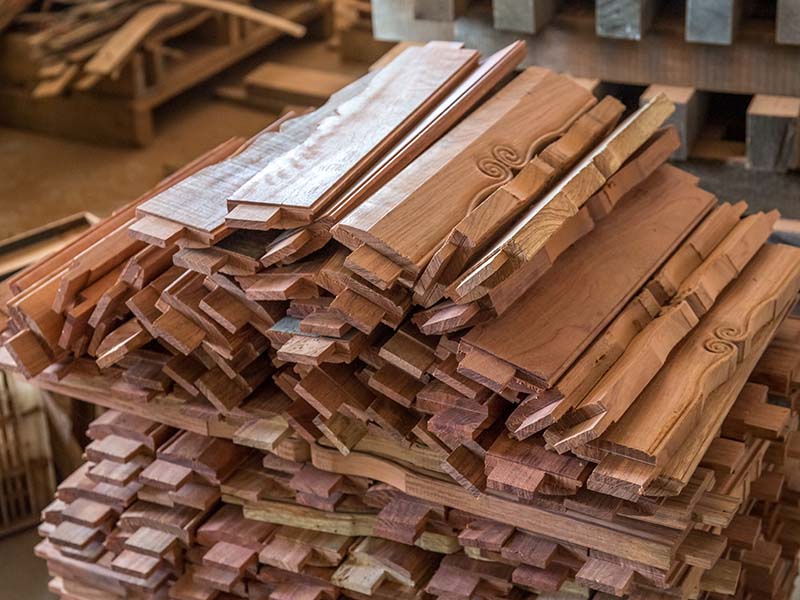 赫山楼梯地板柜门的油漆修复-13