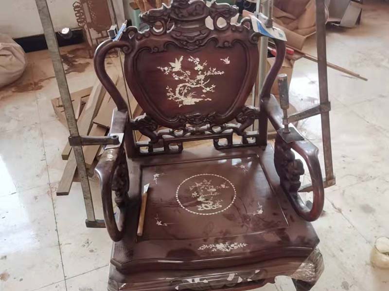 赫山老旧红木家具翻新方法